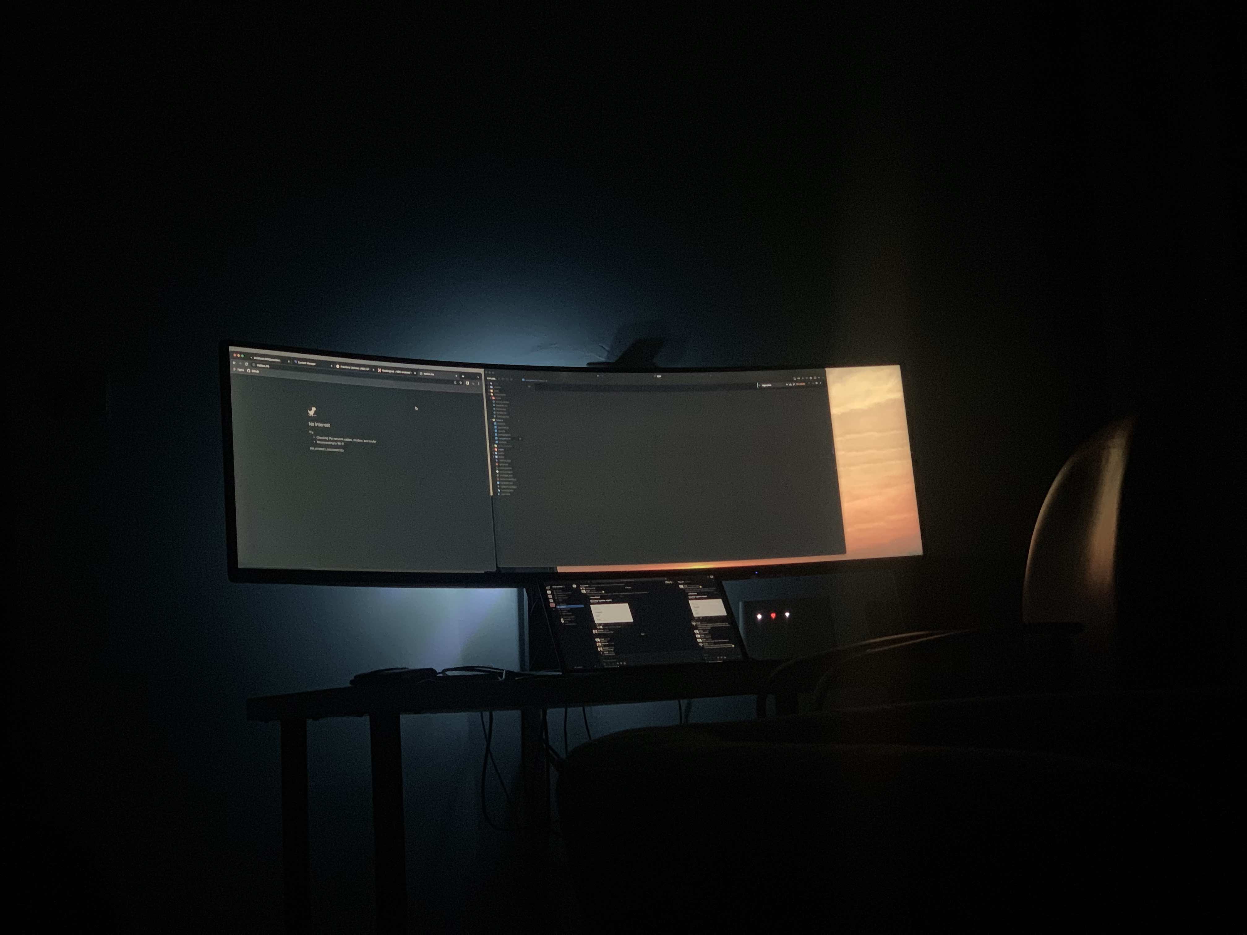 Ultrawide & Macbook air.
